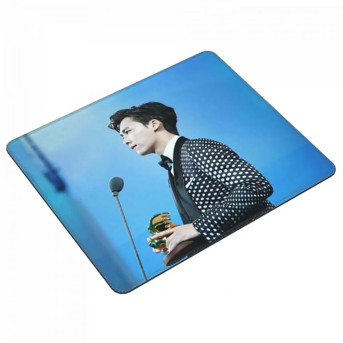 Li Yifeng HD Poster Computer R - Rubber Mat Desk บทวิจารณ์และราคา